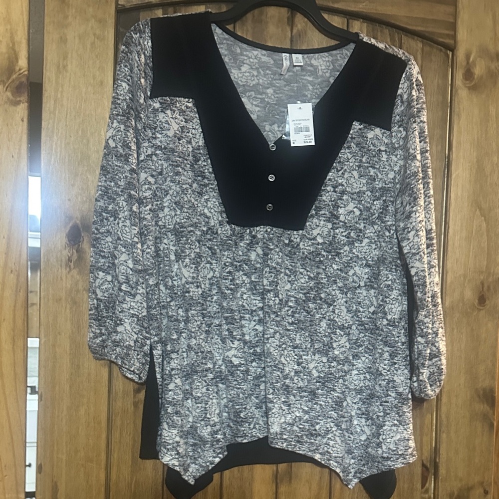 Cato Black and Gray V-Neck Blouse
